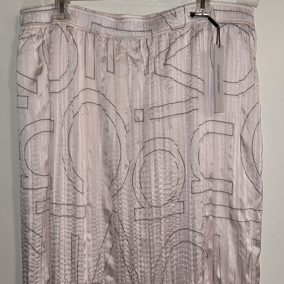 Calvin Klein Cream Maxi Skirt - Picture 5 of 14
